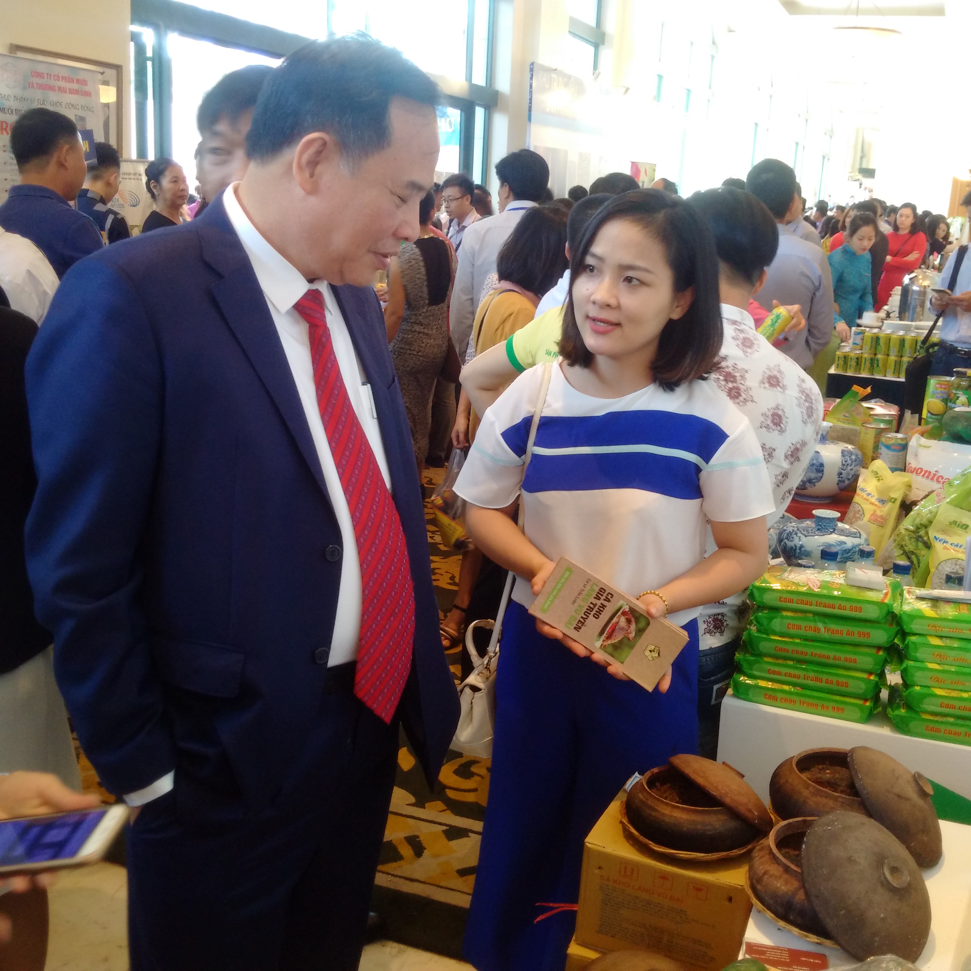 cá kho làng vũ đại hội nghị giao thương