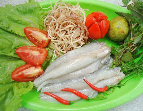 Hướng dẫn làm canh chua cá khoai