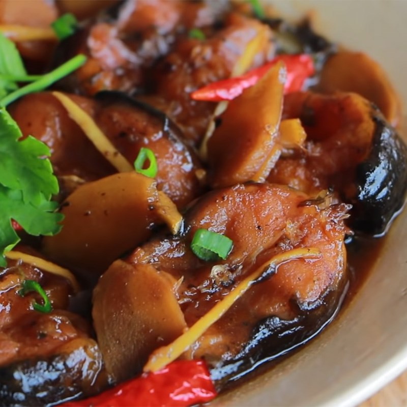 cá trên kho gừng