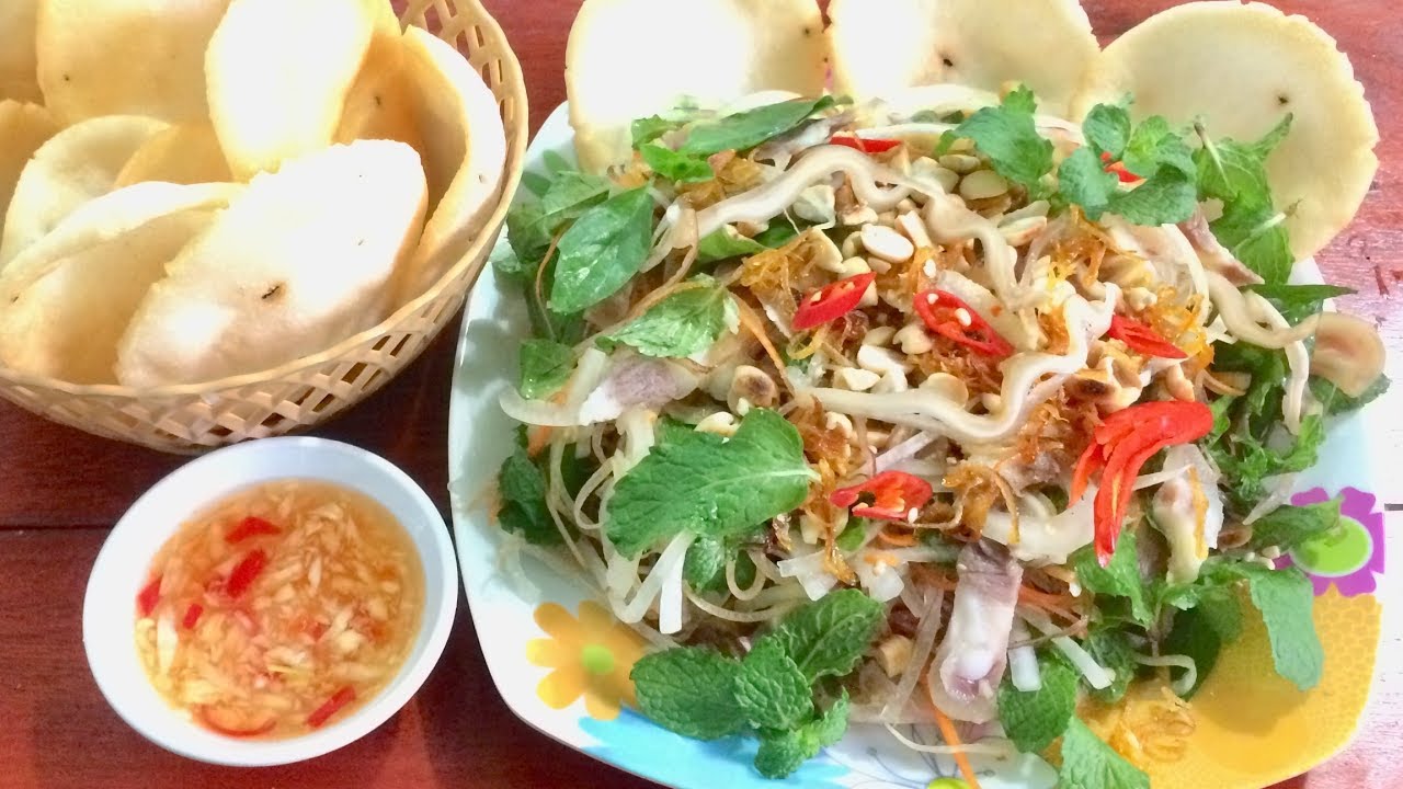 Nộm tai bò