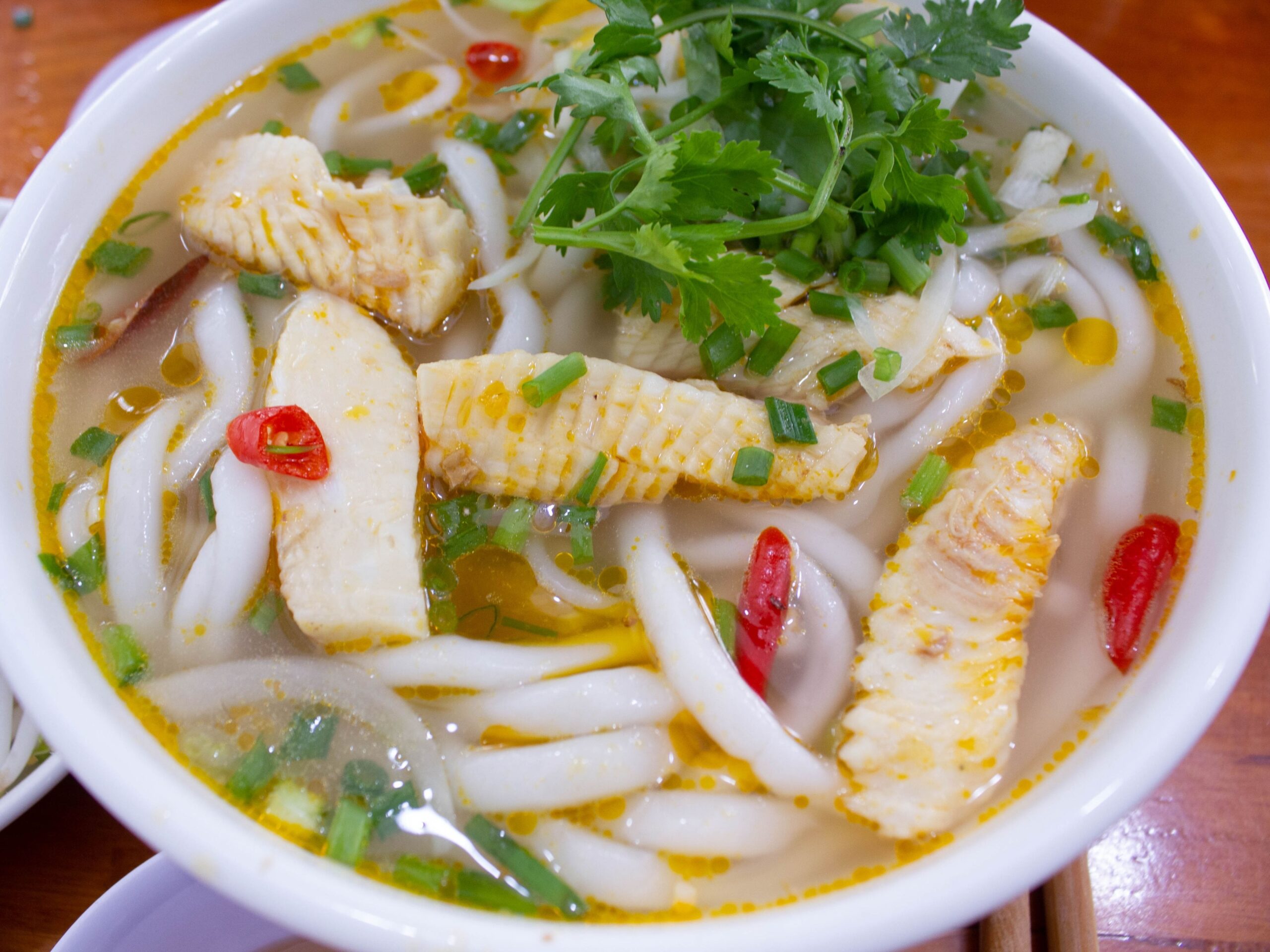 Bánh canh cá lóc bột gạo Huế