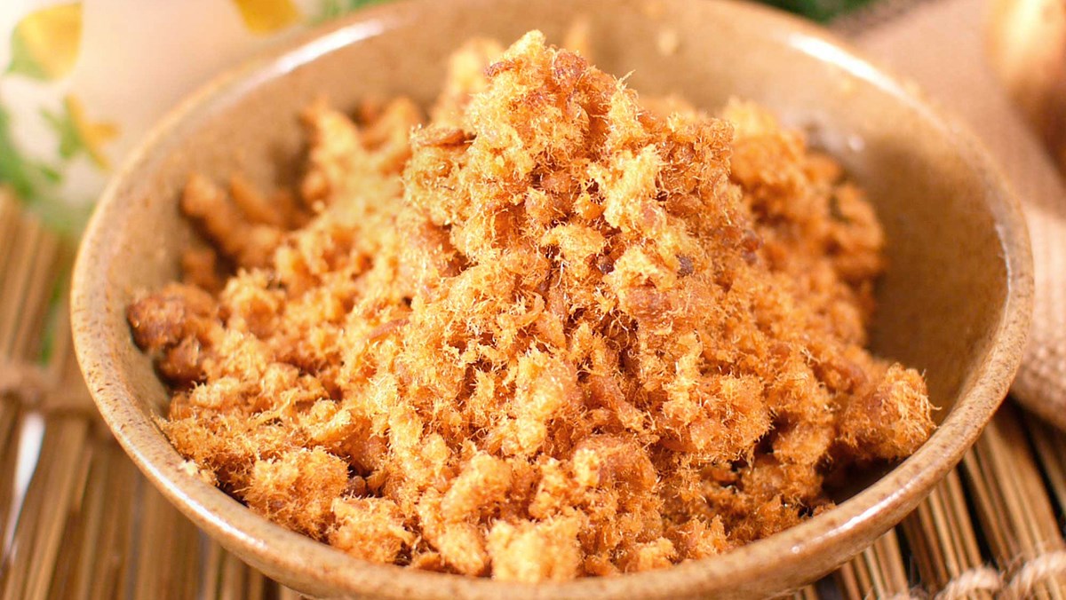 Xào cá thành ruốc