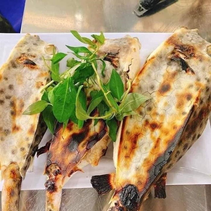 Cá bò hòm nướng muối ớt