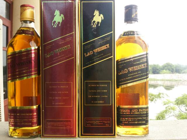 Rượu Lào Black whisky5