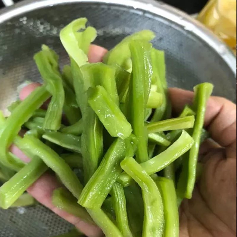 sơ chế rau tiến vua