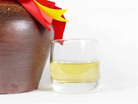  Chưng cất Rượu.