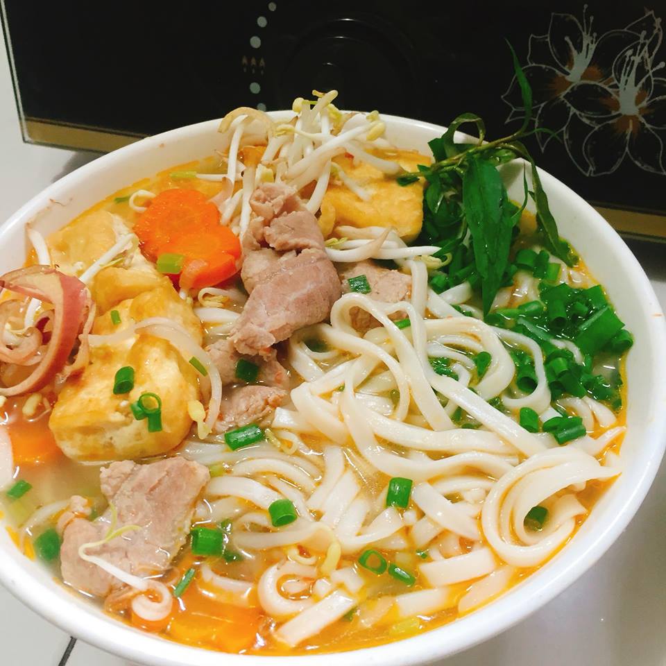 bánh canh khô Huế