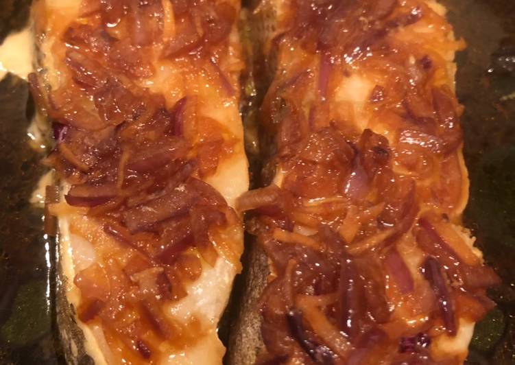 cá tuyết kho hành tỏi