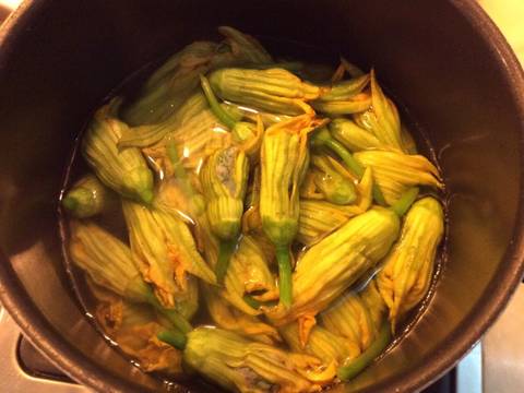 hoa bi do nau canh ca that lat