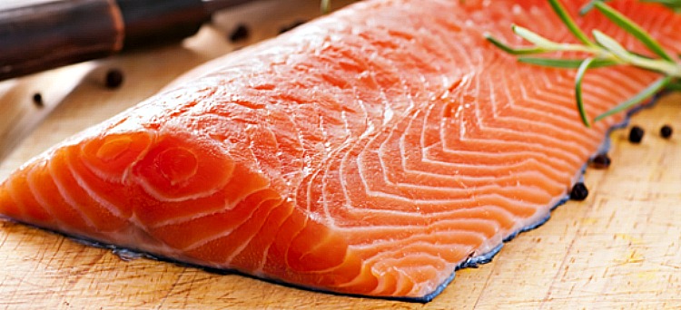 cá hồi thái sẵn làm gỏi