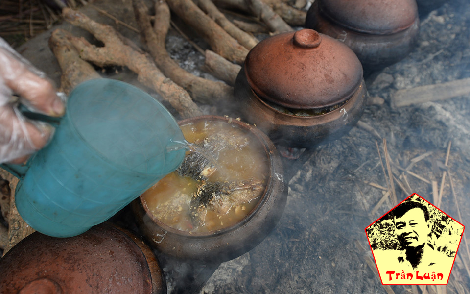 015 Cho them nuoc vao nieu ca