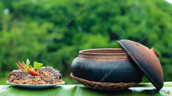 món cá kho của làng vũ đại ngày nay